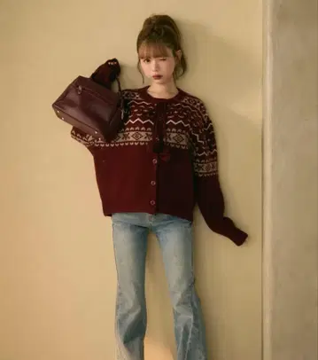 TITTY&CO. 노르딕 무늬 꽁지 모자 니트 가디건