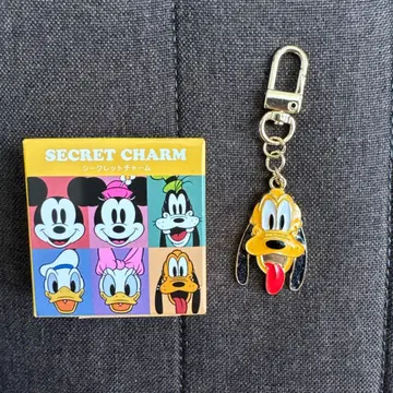 디즈니 스토어 플루토 키링 시크릿 참