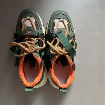 대드 슈즈 스니커즈 25.5cm