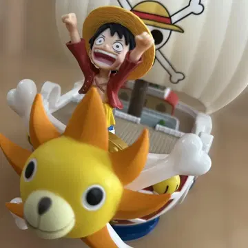 원피스 루피 사우전드 써니호 피규어