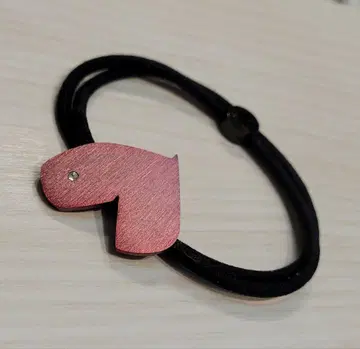 더 헤어 바 도쿄 참 포니 레드