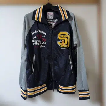 스튜디오 다루치잔 트랙 자켓 L 사이즈 양면 자수