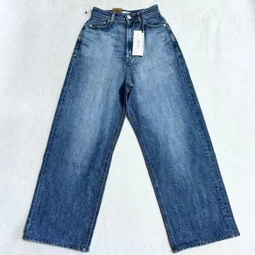 컨디션 최상 야누크 JOAN 루즈 스트레이트 데님 SUB 22