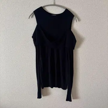 ADEAM 네이비 오프숄더 상의