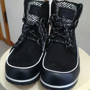 NOUVO 캐주얼 레이스업 부츠