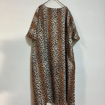 핸드메이드 돌먼 슬리브 원피스