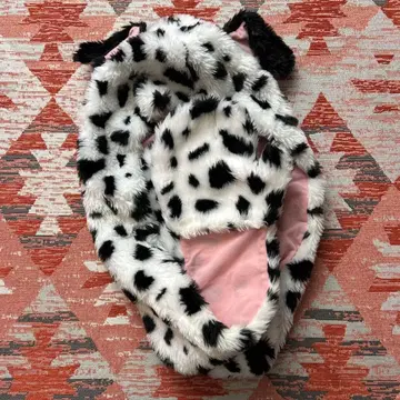 달마시안 패턴 귀 달린 머플러