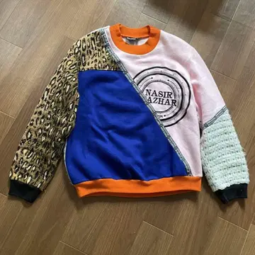 NASIR MAZHAR 패치워크 맨투맨