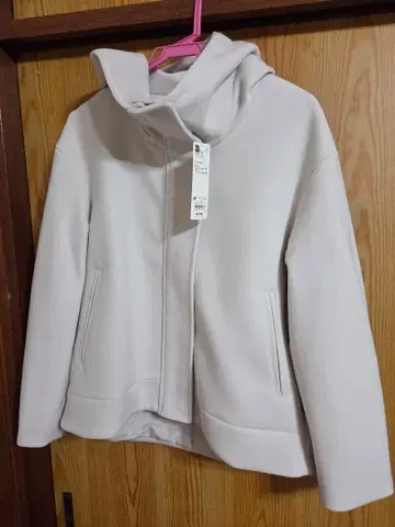 택 포함 미사용 GU 코지 멜톤 숏 후디 코트