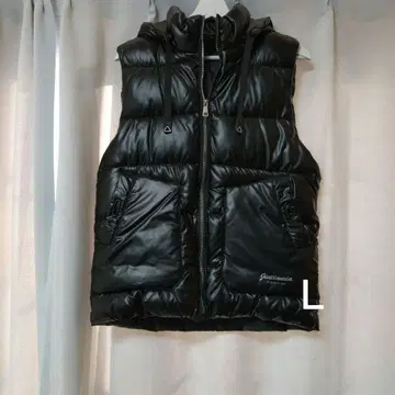 [ 새상품급 ] 블랙 광택이 나는 남성용 베스트 후드 탈부착 가능 L