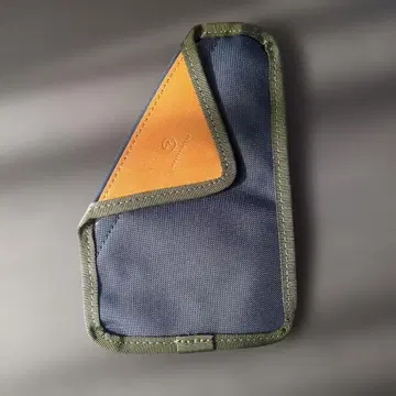 [ 미사용 ] Master-Piece 포켓인 파우치