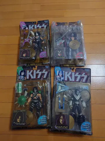 KISS 액션 피규어 4체 세트 97년제