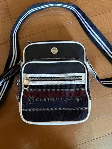 CASTELBAJAC 숄더백 블랙/화이트