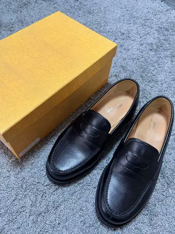 REGAL 블랙 가죽 로퍼