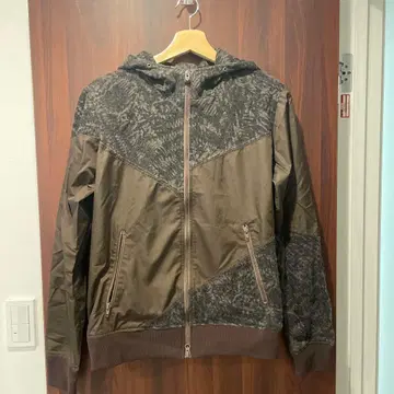 hummel 브라운 지퍼 후드 자켓