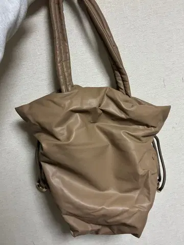 ZARA 자라 large bucket bag