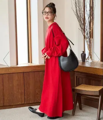 프릭스스토어 플레어 맥시 카라 니트 원피스