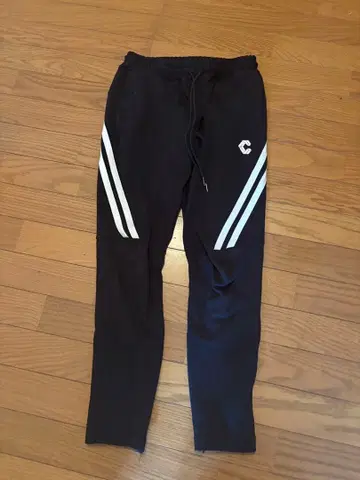 CRONOS 블랙 팬츠 즉시 완판 아이템