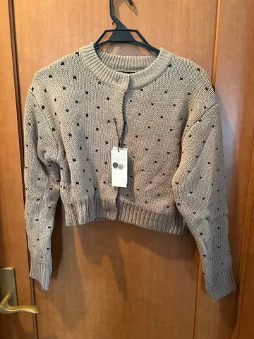 [미사용 새상품 정가 17000엔] 야마다야 vin 가디건 사이즈 38