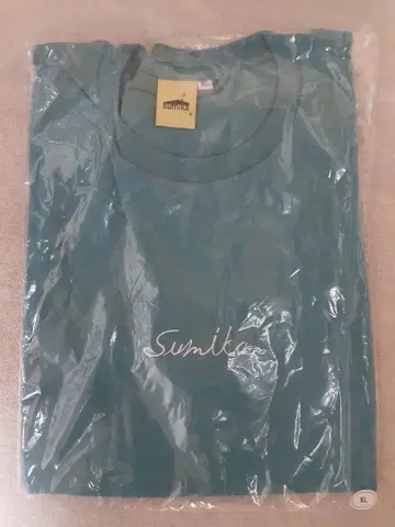 sumika 자수 로고 T셔츠 라이트 블루