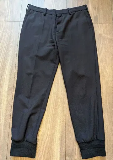 [ 새상품급 ] Neil Barret 밑단 리브 디자인 슬랙스 46