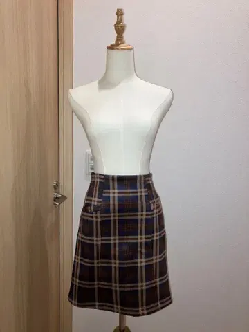 RayCassin 레이 카즌 체크 무늬 스커트