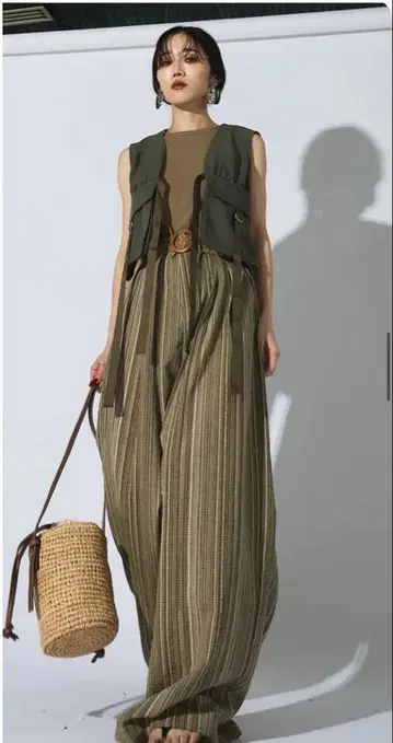 andrea&co. 밀리터리 리본 숏 베스트 + 주트 벨트 포함 팬츠