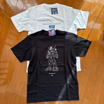 [미사용 새상품] UNIQLO UT 건담 T셔츠 2장 세트