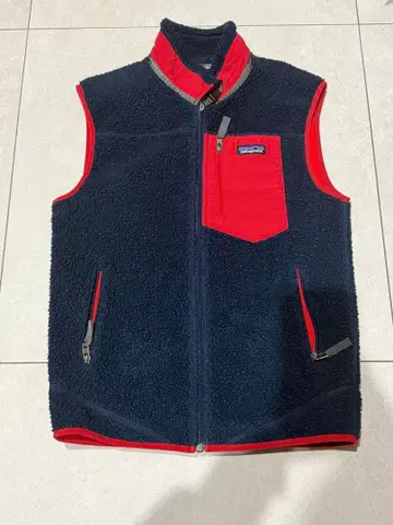 patagonia 클래식 레트로X 베스트 S 사이즈