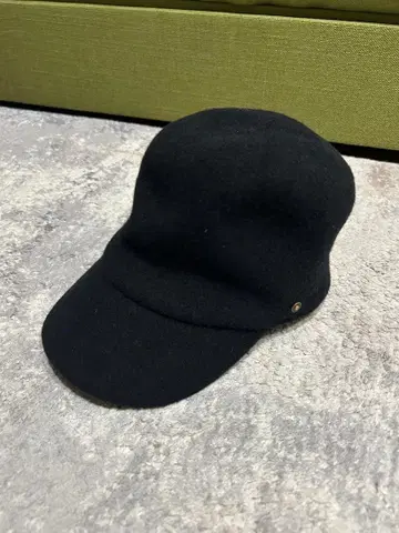 ninetailor 울 소재 블랙 머그잔 캡 조정 가능