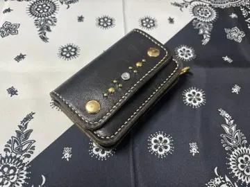 트래커 월렛 숏