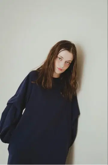 롱 원피스 네이비 PINUE