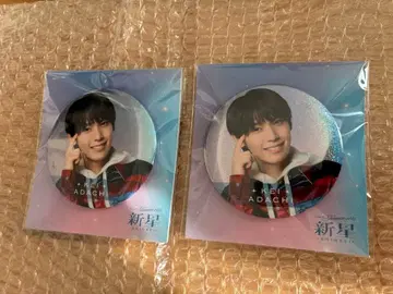 신성 아다치 케이 캔뱃지 2개