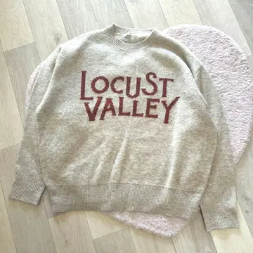 프릭스스토어 자카드 빅 로고 니트 풀오버 성숙 캐주얼