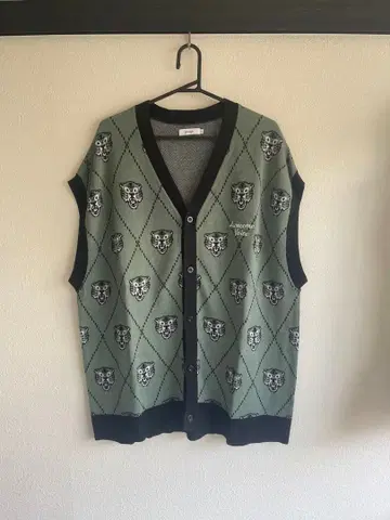 그라니프 오썸 타이거 니트 베스트