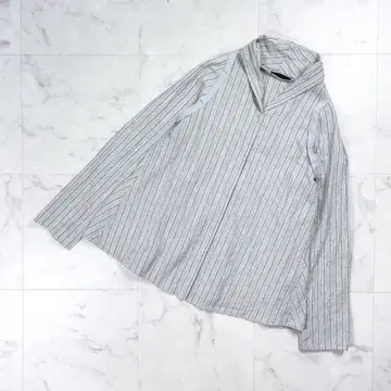 GIGLI 백 개더 스트라이프 블라우스 모노톤 사이즈 38*HD922