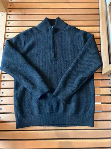 유니클로 수플레얀 하프 지퍼 니트 2장 세트 XL 차콜 블랙