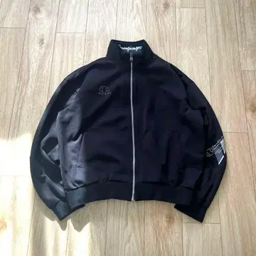 Champion 트랙 자켓 Y2K 테크 블랙 자수 로고 짧은 기장 L