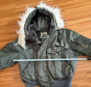 올리브 그린 밀리터리 자켓 M 사이즈