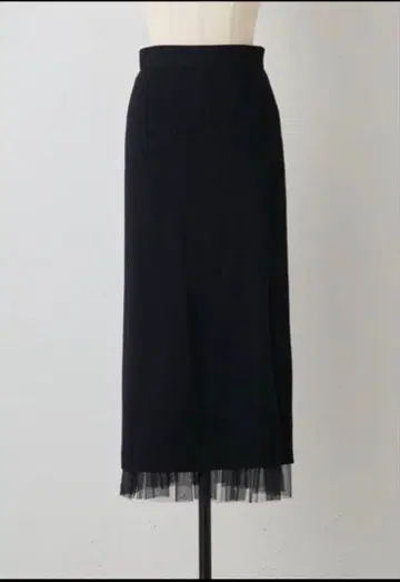 비어즐리 츄츄 니트 스커트 블랙 정가 26,400