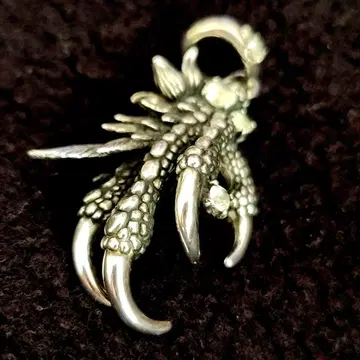 블러디 마리 Bloody Mary 나이트레이븐 목걸이