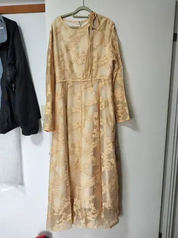 CLANE 베이지 플라워 자카드 원피스 포멀