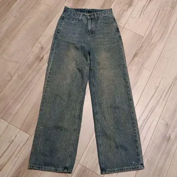 SHAGGIE 아우라 큐빅 장식 빈티지 루즈 데님 팬츠 비즈 S