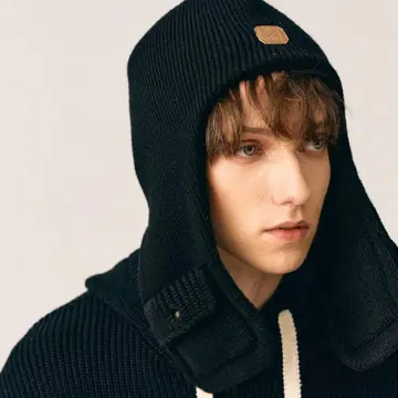 SATUR 이어 플랩 포켓 비니 블랙