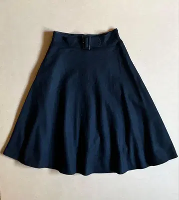 M'S GRACY 블랙 A라인 스커트