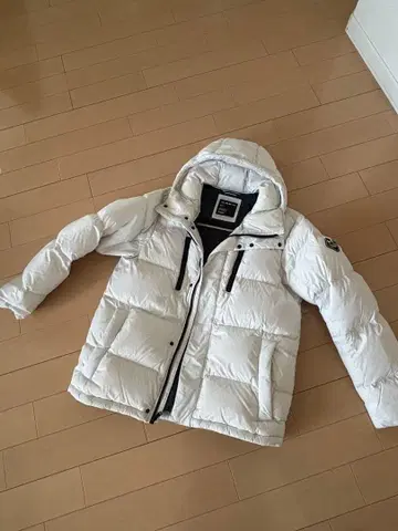 언더아머 화이트 다운 자켓 XXL