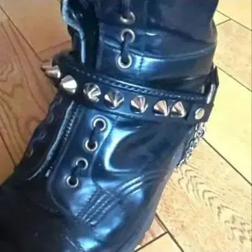 런던 콘 부츠 벨트