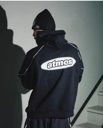 atmos UMBRO 콜라보 블랙 후디