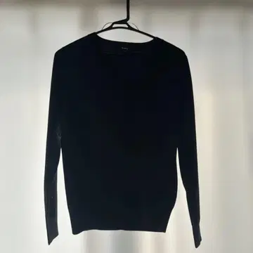 새상품, 미사용 Theory 블랙 V넥 니트 S사이즈