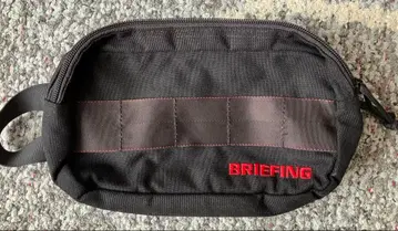 BRIEFING 블랙 파우치